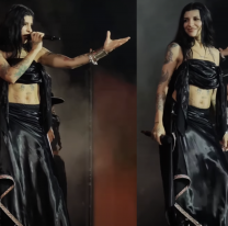 Cazzu debutó en Cosquín y cantó con Los Nombradores del Alba