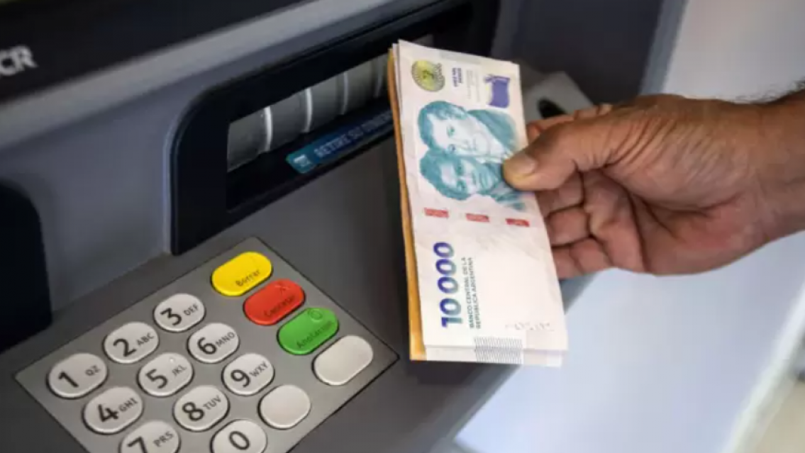 Quiénes son los trabajadores que arrancan febrero con platita: cronograma de pago