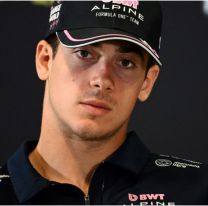 El Alpine de Colapinto lo dej&oacute; a pata en plena sesi&oacute;n y asust&oacute; a todos