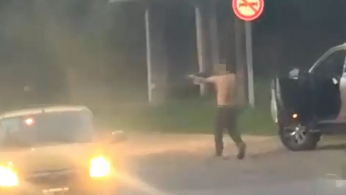 Pidieron prisi�n preventiva para el "loco del rifle" que aterr� a todos en Bajo La Vi�a