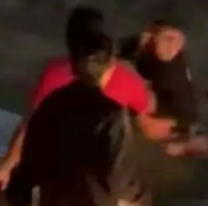 Terrible emboscada en Jujuy: patota atacó a un changuito y lo dejaron internado