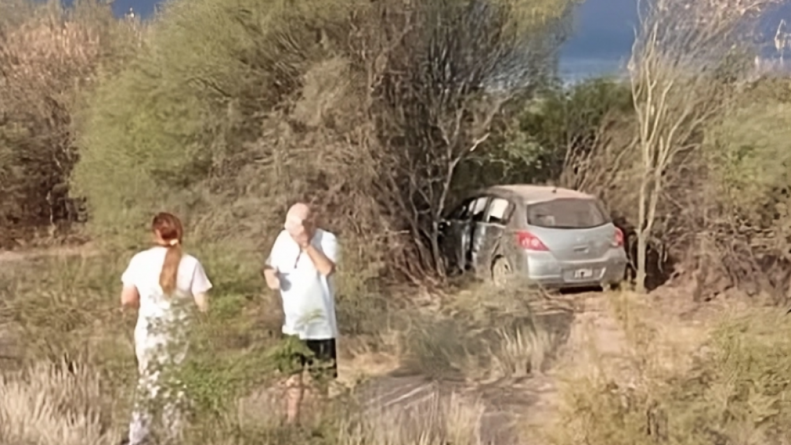 Juje�os iban con toda la fe a ver a la Difunta Correa, pero volcaron en La Rioja�