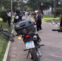 Tensi&oacute;n en la Plaza Belgrano: juje&ntilde;o apretaba y agredia a la gente para que le den plata