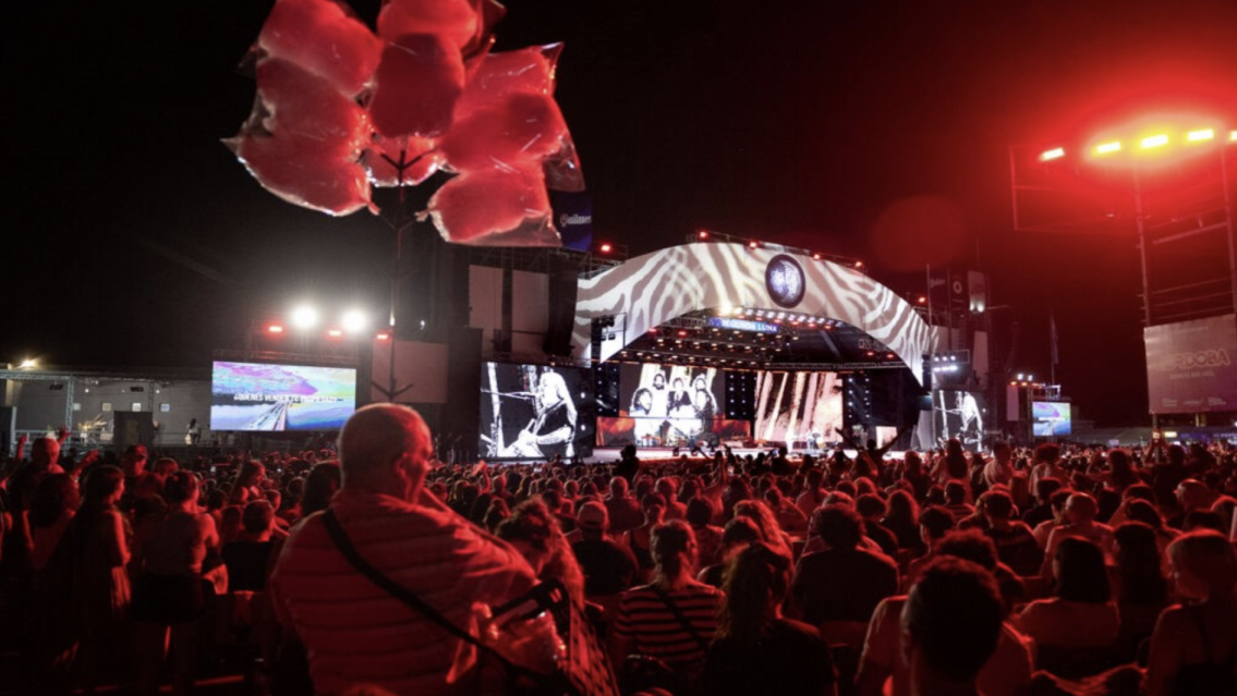"Jamás hagas proselitismo": la bronca de un artista por los discursos políticos en Cosquín
