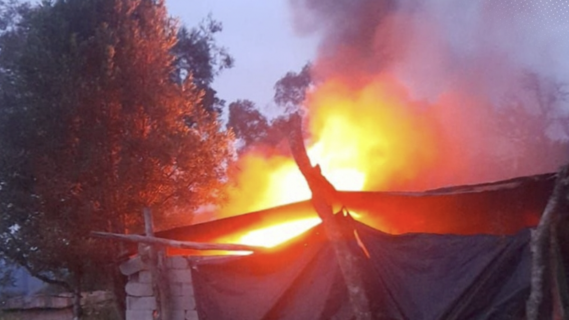 Atac� a su ex pareja prendi�ndole fuego la casa y as� agarraron al juje�o m�s buscado