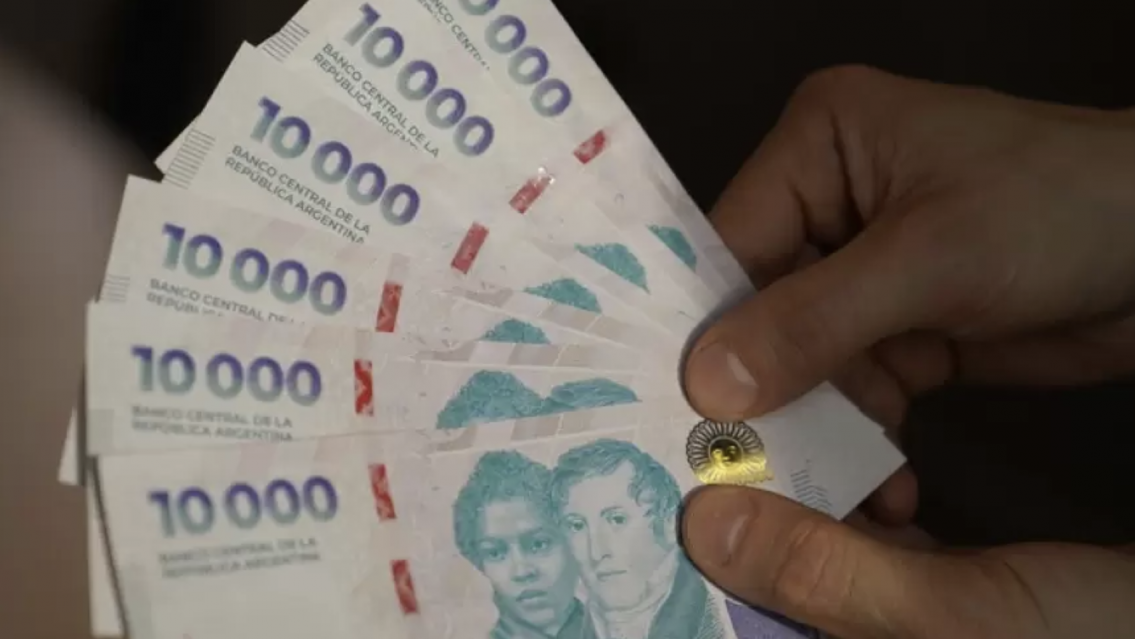 Información oficial de ANSES: quiénes pueden cobrar casi medio millón de pesos de bono