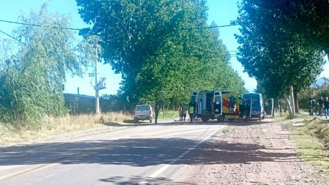 Nene de 12 a�os andaba en 'bici' y muri� atropellado por una camioneta