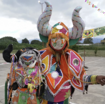 Desentierro del carnaval a todo ritmo y festejo de 20 años para esta murga