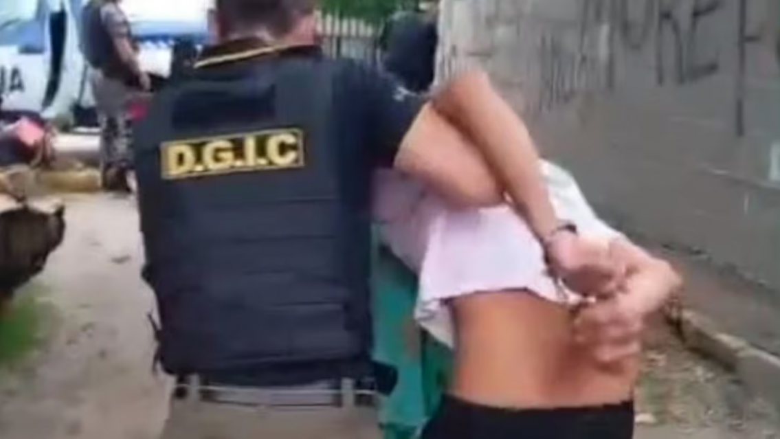 Se agarraron a los tiros, hay tres menores detenidos y una herida de gravedad