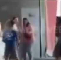 Encontr&oacute; a su ex novia con el 'nuevo' y todo termin&oacute; a las correteadas y trompadas