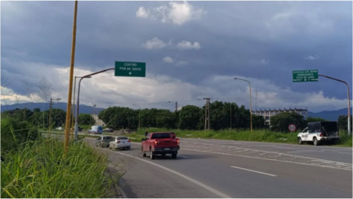 Atraparon a los chorros m�s opas: la fuga termin� entre yuyos y choques