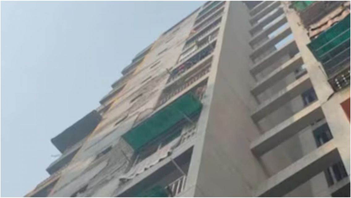 Horror en edificio: pap� les quit� el celular a tres hermanitas y tomaron la peor decisi�n