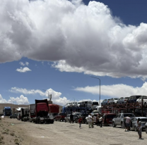 URGENTE: habilitaron el Paso de Jama y se arm&oacute; la cola interminable de veh&iacute;culos