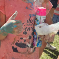 Alerta en carnaval: con cuchillo en mano quiso robarle el lanzanieves a un changuito jujeño