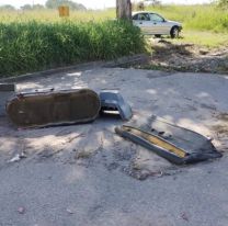 "El abandono es generalizado": vecinos de Palpal&aacute; denuncian que un "cr&aacute;ter" se trag&oacute; hasta una 4x4