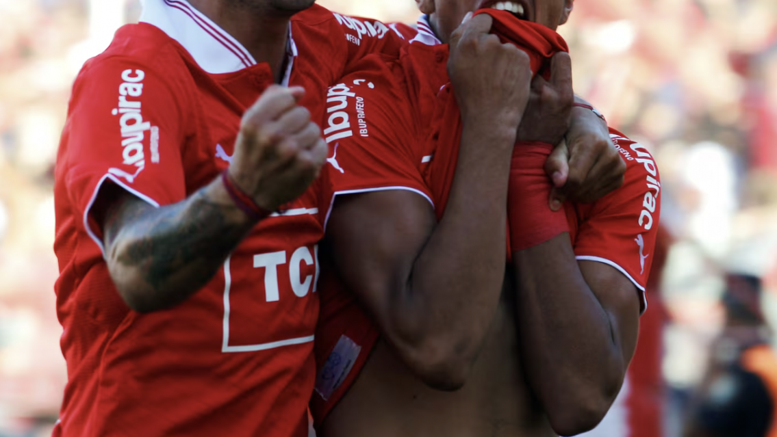 Qui�n es el ex jugador de primera que apareci� vendiendo cosas en una villa