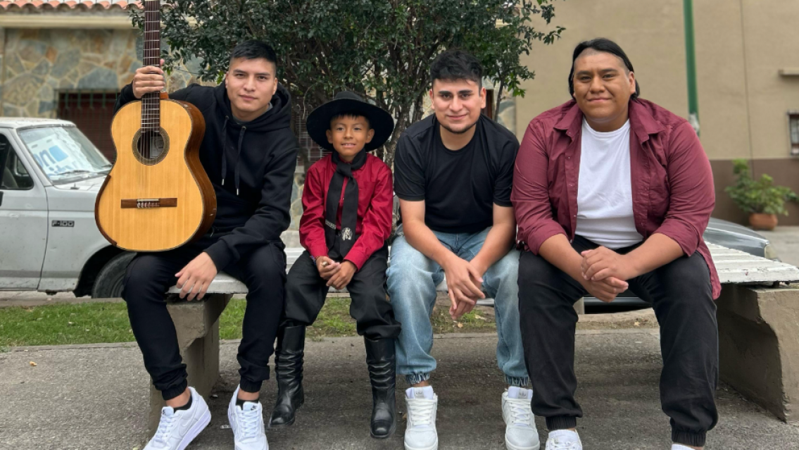 Hicieron un enganchado de chamam� para el Jueves de Comadres y la est�n rompiendo en redes