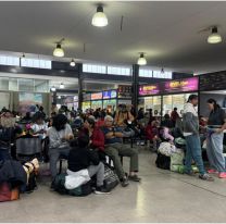 No entra un alfiler: as&iacute; est&aacute; la terminal de Jujuy antes del carnaval