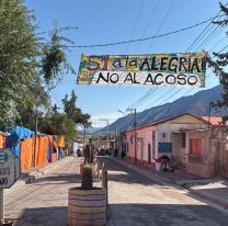 Pasacalles gigante: el contundente mensaje que apareció en Tilcara en pleno festejo