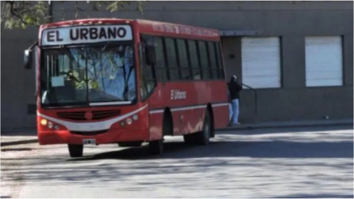 Terrible robo a colectivero en Alto Comedero: se subieron y vivi� lo peor