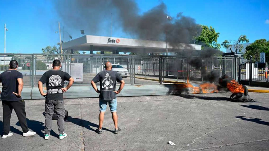 Advierten por la p�rdida de 65 mil empleos industriales