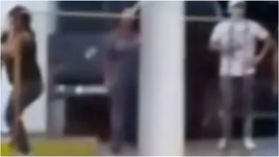 Escándalo en el corso jujeño: dos mujeres terminaron a los golpes