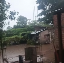Caos en Caimancito: barrios bajo el agua y familias en plena madrugada