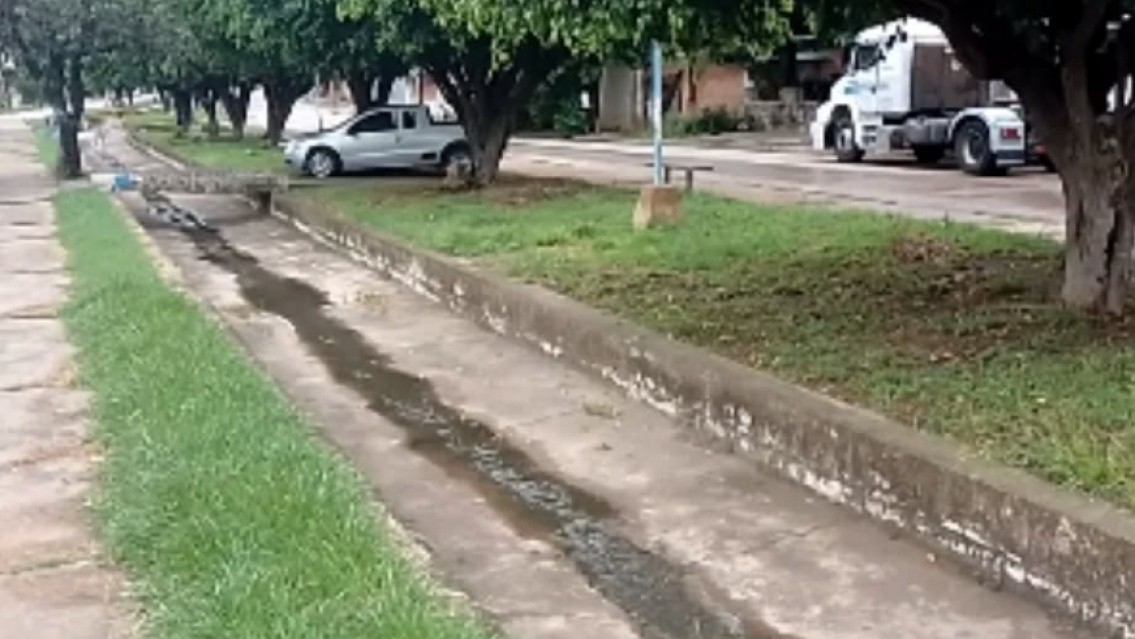 Jujuy: una joven fue arrastrada casi dos cuadras por la correntada en Libertador