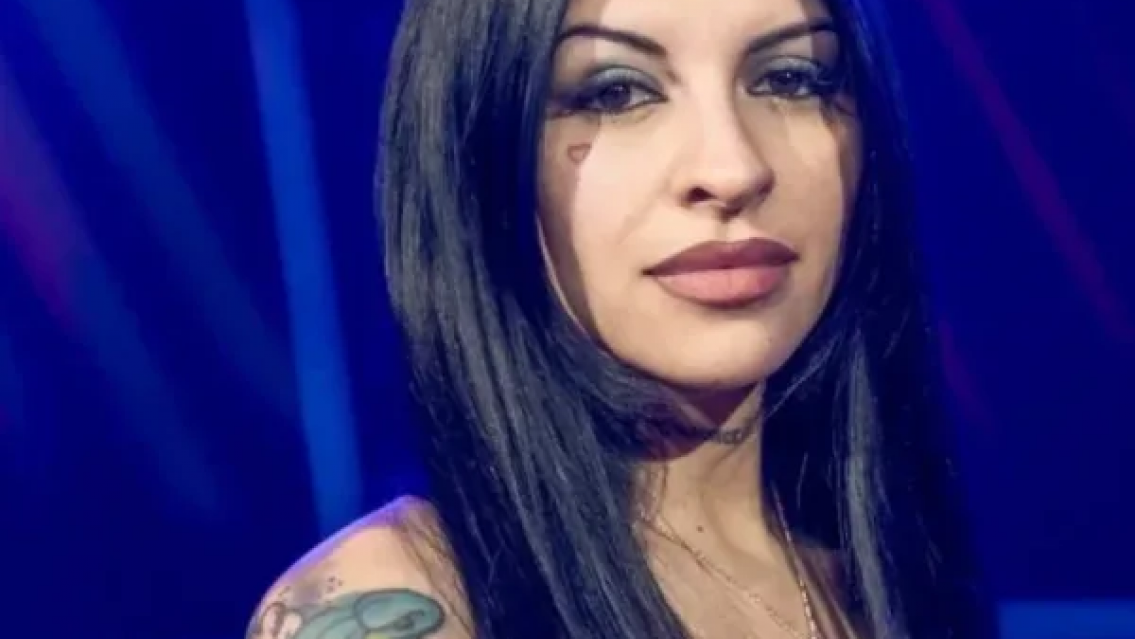 Qu� es lo que tanto indign� a Cazzu de Rauw Alejandro, Bad Bunny y otros