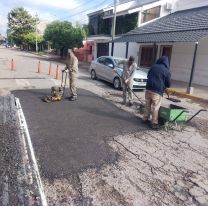 Bacheo intensivo en Perico para mejorar calles y seguridad vial