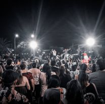 Gran fiesta popular en el Paseo del 20 de Junio de Perico