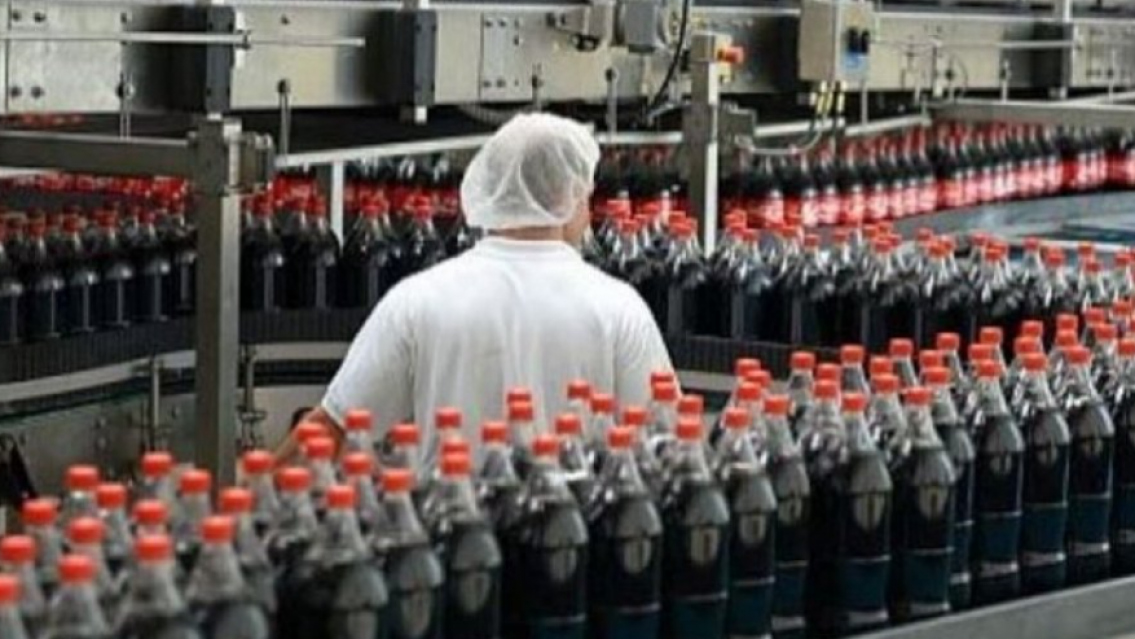 Cierra una importante embotelladora: decenas de obreros quedarán sin trabajo