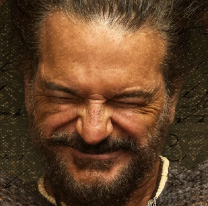 Ricardo Arjona contra la identidad de género: gritos y ovación en su show