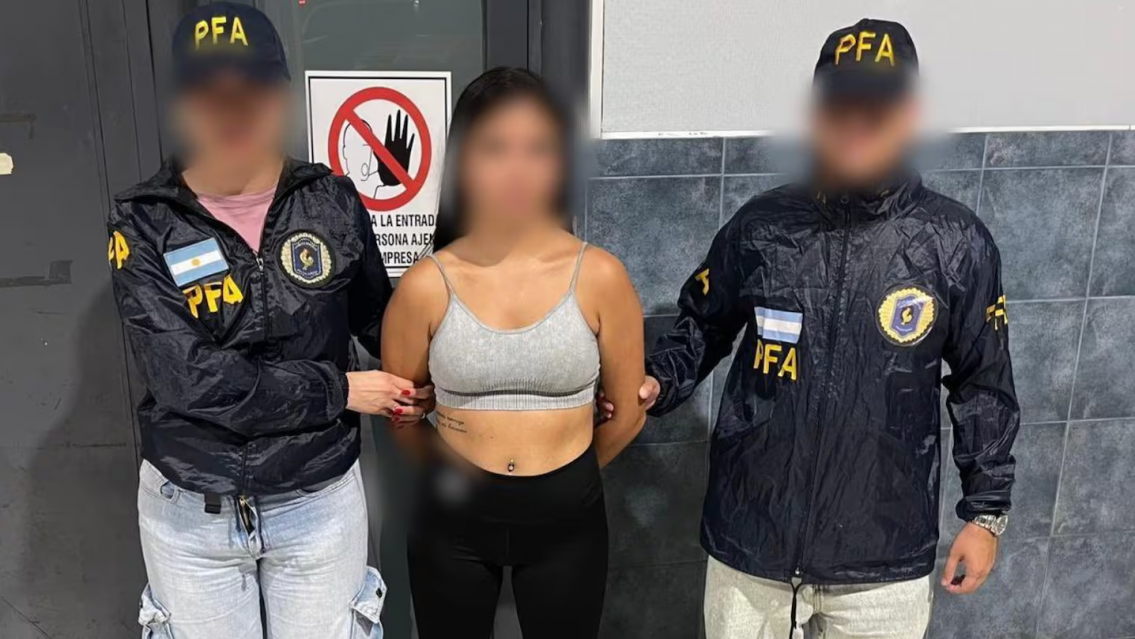 Dijo que le habían robado pero cometió un infantil error que dejó al descubierto su plan