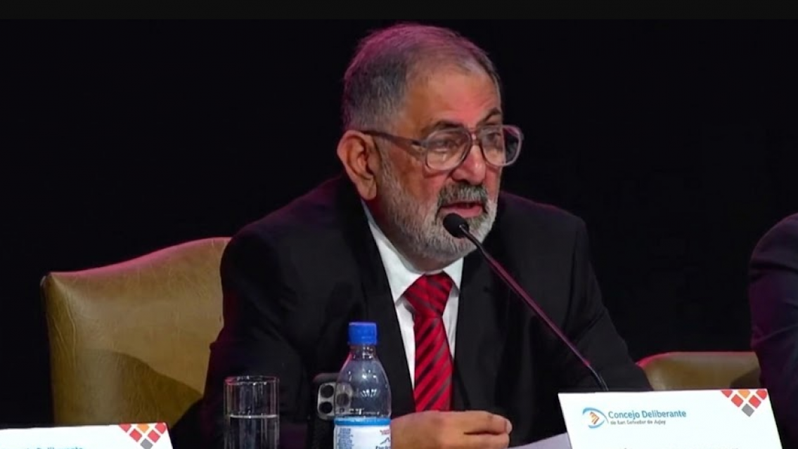 Entre el r�cord de pavimentaci�n y el "impuestazo": Chuli Jorge inaugur� el a�o legislativo