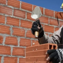 Sueldos de miseria: en Jujuy, un albañil cobra el básico más bajo de toda la Argentina