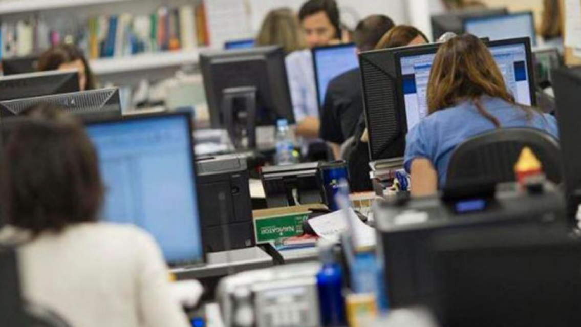 Miles de estatales cobrarán menos este mes: qué pasó con el presentismo