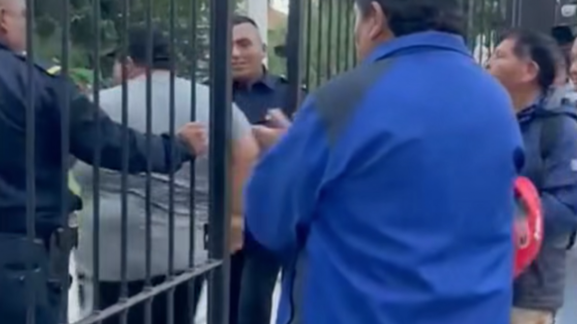 Diálogo en Casa de Gobierno: funcionarios recibieron a familiares de policías tras la movilización