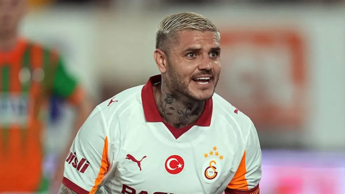 Menos sueldo y al banco: mal momento para Mauro Icardi en el Galatasaray