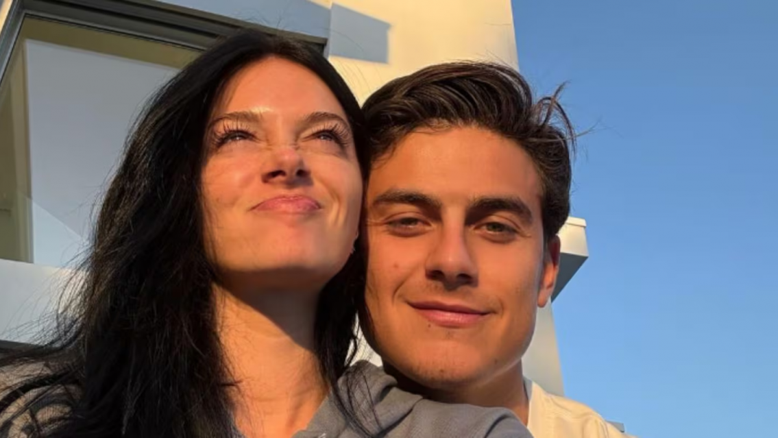 Después de Oriana, ahora Dybala compartió una foto con su bebé