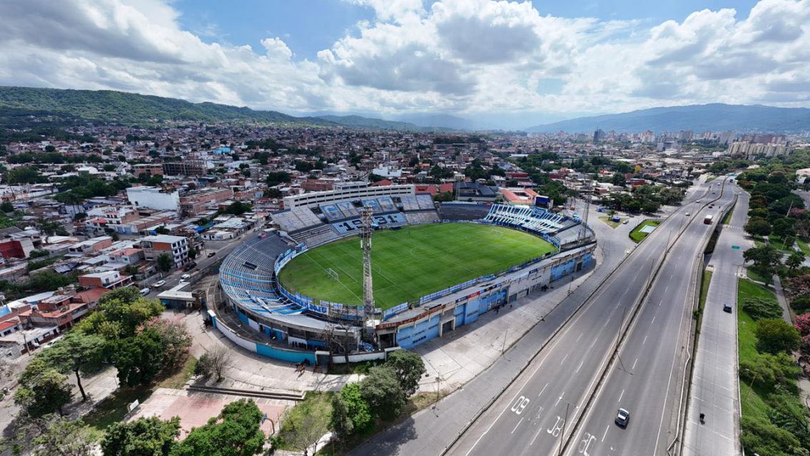 Mujeres entrarán gratis al estadio 23 de Agosto para el partido entre Gimnasia y Colegiales
