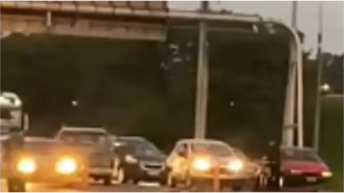 Fuerte choque de motos en el Acceso Sur a San Salvador: hay cortes y desv�os