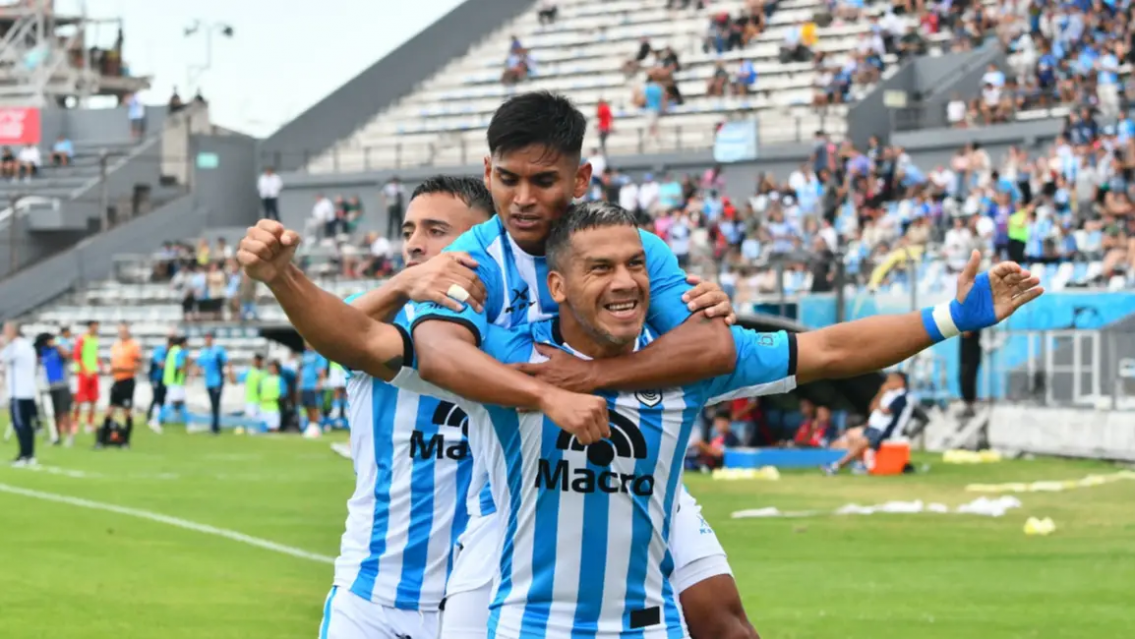 El Lobo enfrenta a Colegiales y las mujeres entran gratis al estadio