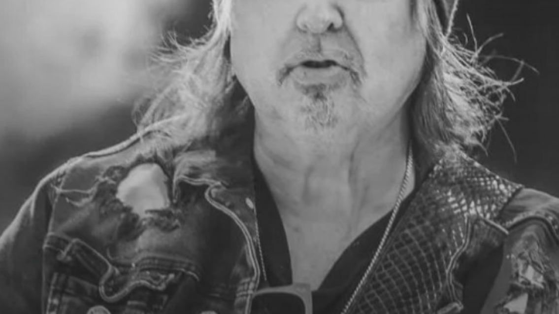 Lo llora el mundo, quien es el rockero que se fue dejando un vacío inmenso