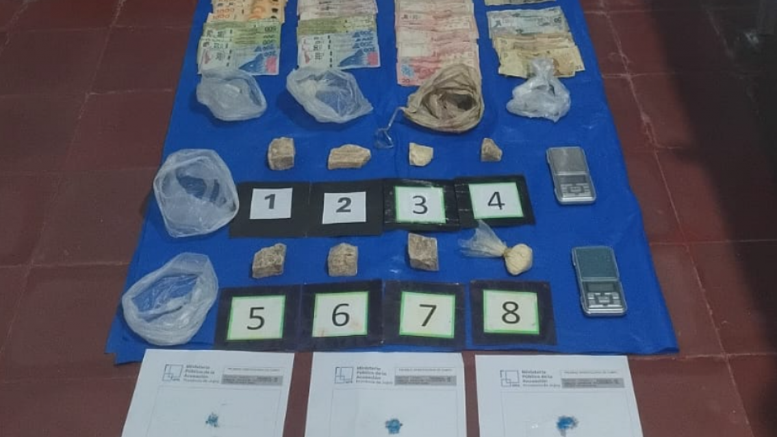 Allanamientos en Alto Comedero y Palpalá: dos detenidos y droga secuestrada