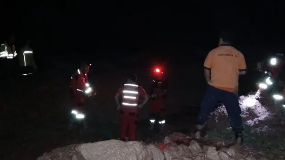 Milagro en Punta Corral: rescataron a 20 personas que quedaron aisladas por un alud