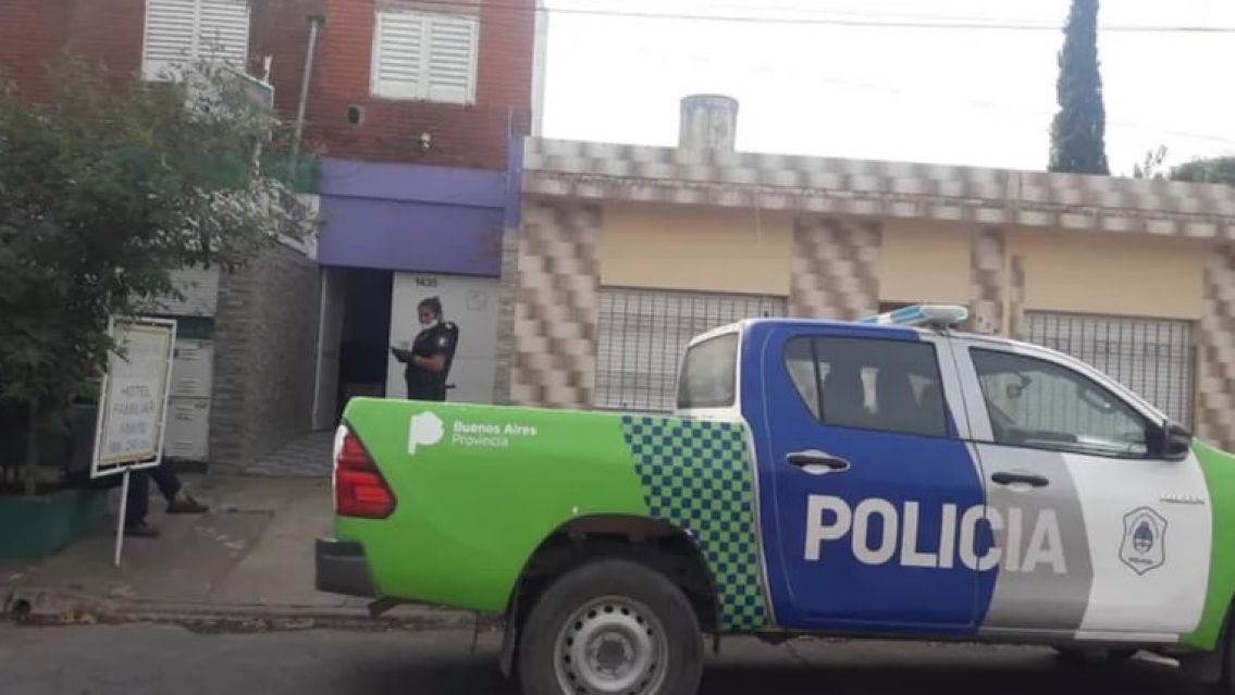 Sali� con amigos y despert� en un motel, no recuerda nada: investigan si la drogaron