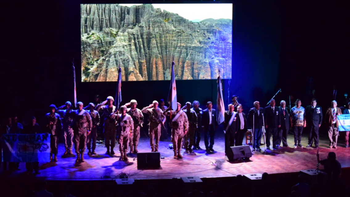 Piel de gallina: as� fue la Vigilia por Malvinas en Jujuy