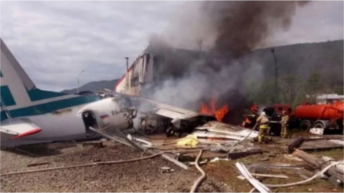 Tragedia total: se estrell� un avi�n militar y murieron sus 29 ocupantes