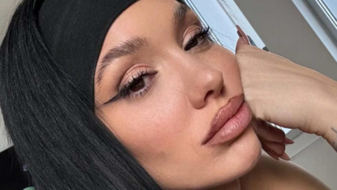 Est� irreconocible: La Joaqui se anim� al rubio y las redes estallaron